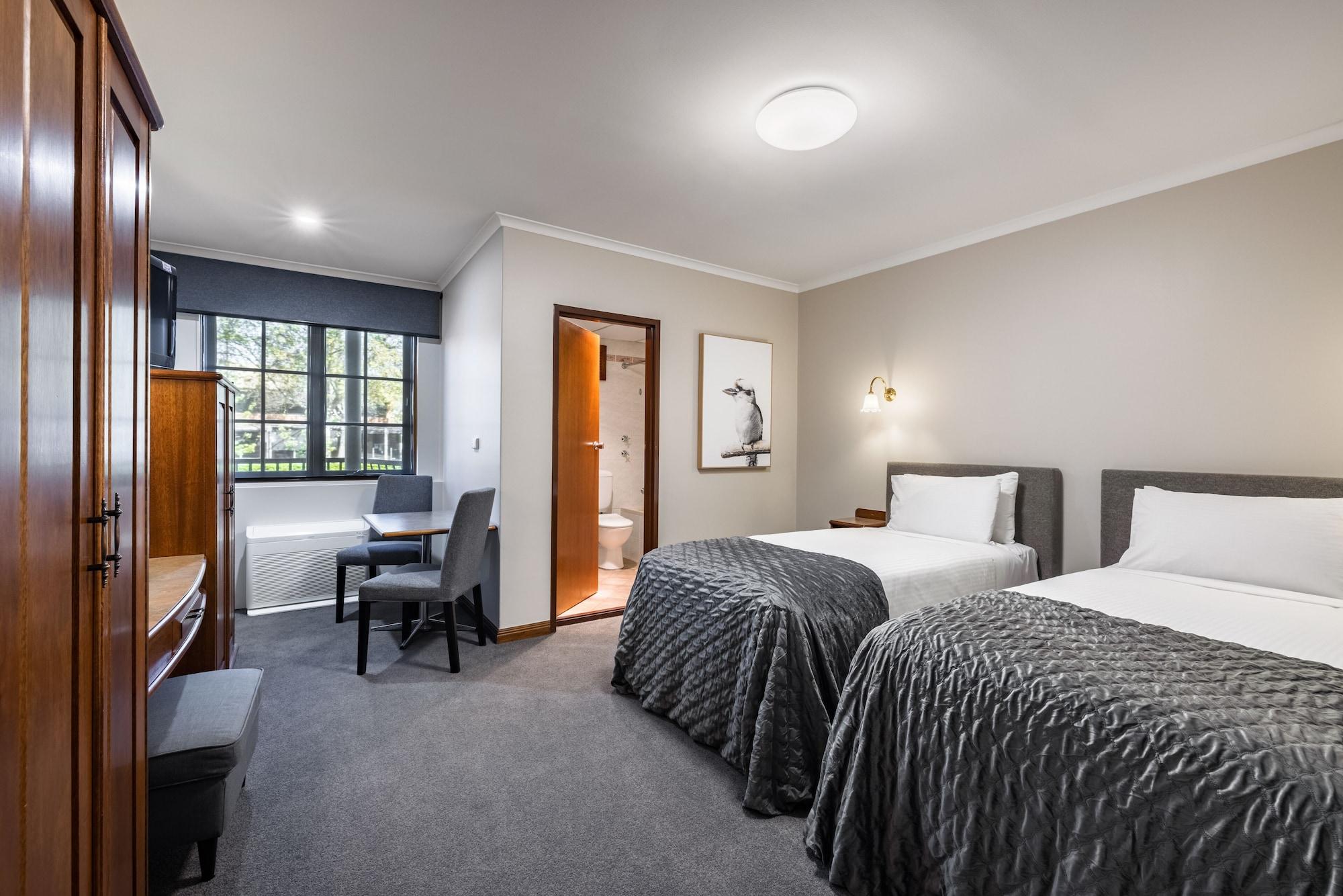 Adelaide Inn Экстерьер фото