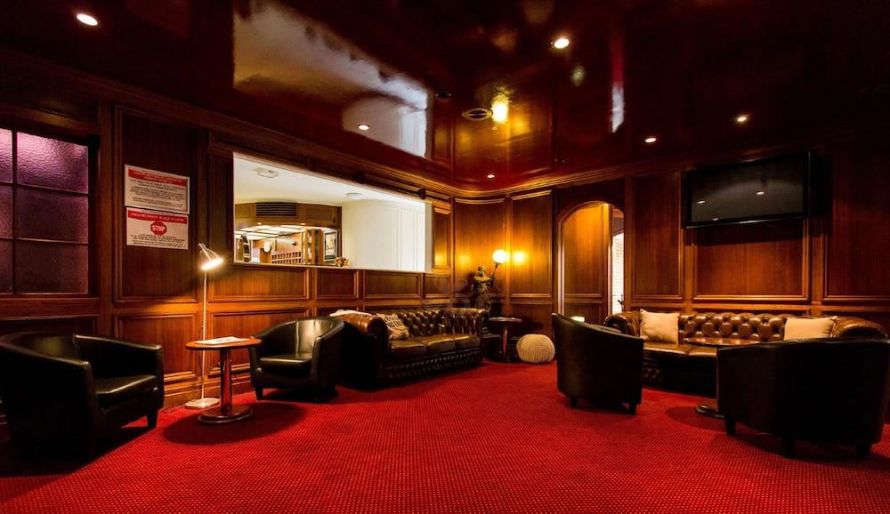 Adelaide Inn Экстерьер фото