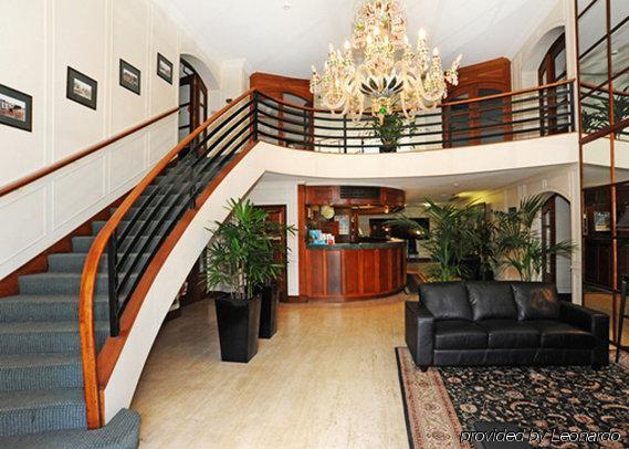 Adelaide Inn Интерьер фото